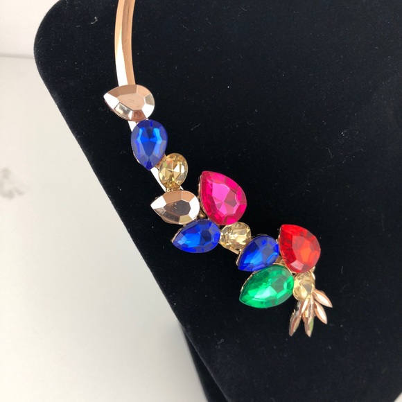 Oval Rhinestone Necklace - Picture 3 of 4